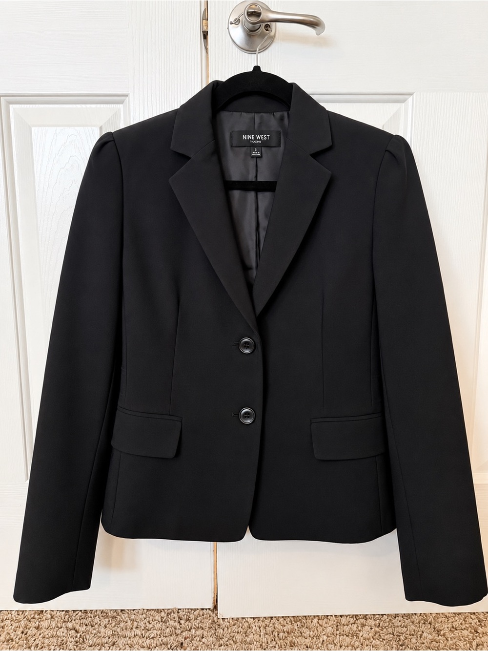 Nine West Charcoal Black Two-Piece Pantsuit